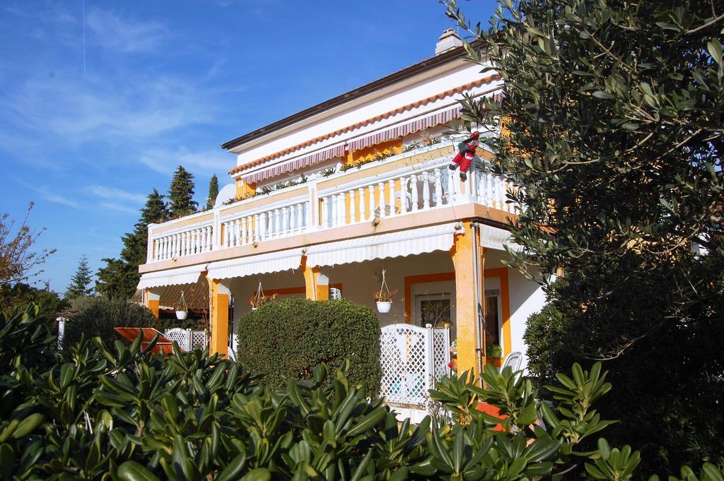 Apartments Setka Krk Town Exterior foto